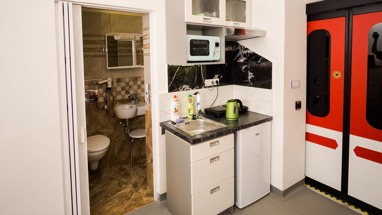 Metro Apartment Prague By Main Train And Bus Station מראה חיצוני תמונה